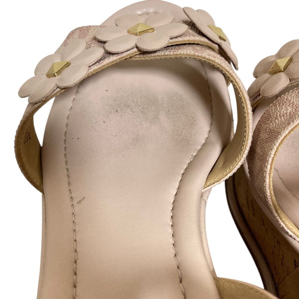 Michael Kors Michael Kors Michael Kors Flower Stud Leather Sandals Leather Shoes DUTY FREE for USA Size ONE SIZE - 11 Thumbnail