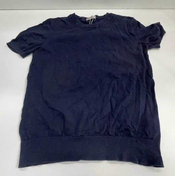 Moncler Moncler Solid Casual Versatile T-Shirt Size US S / EU 44-46 / 1 - 9 Thumbnail