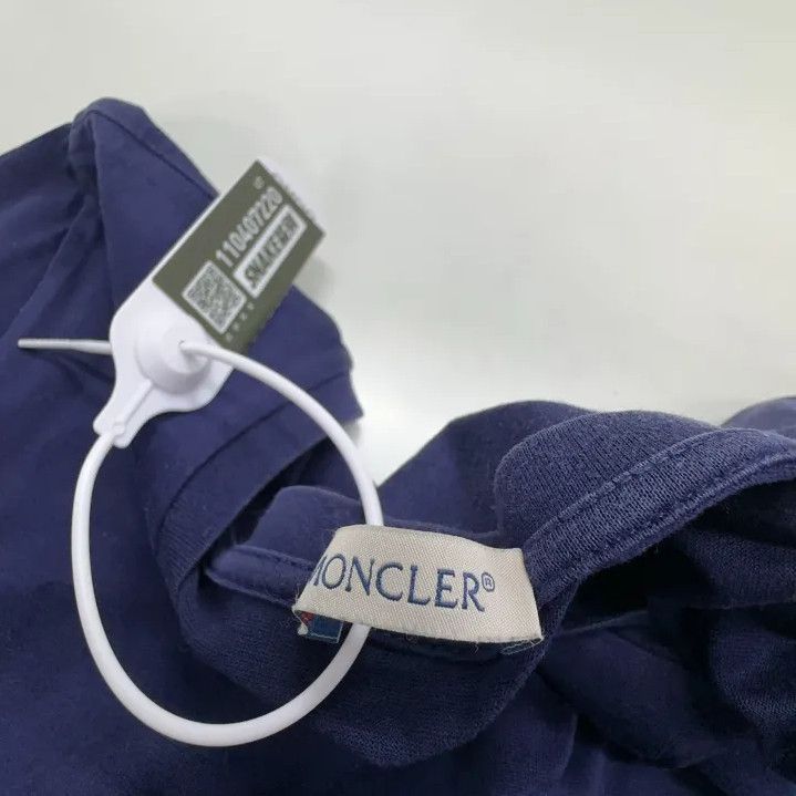 Moncler Moncler Casual Solid Short Sleeve T-Shirt Size US M / EU 48-50 / 2 - 5 Thumbnail