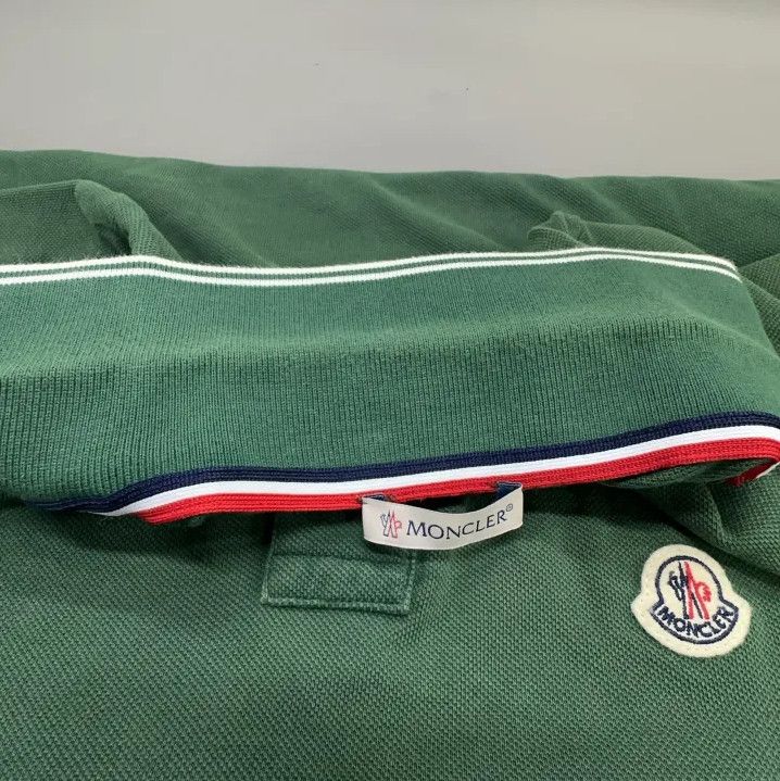 Moncler Moncler Solid Casual Short-Sleeve Polo Shirt Size US S / EU 44-46 / 1 - 7 Thumbnail