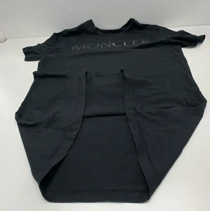 Moncler Moncler Letter Print Logo Short Sleeve T-Shirt Size US M / EU 48-50 / 2 - 11 Thumbnail