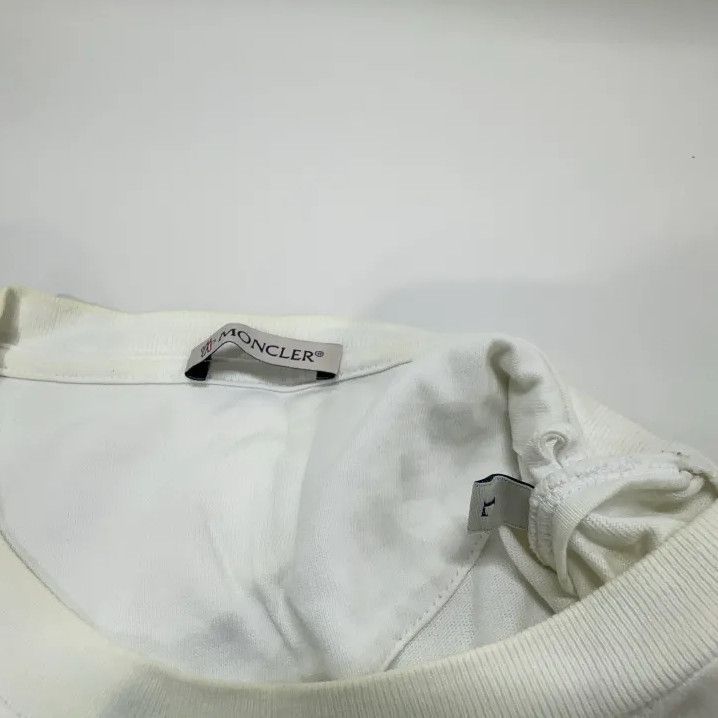 Moncler Moncler Round Neck Loose Casual Short Sleeve T-Shirt Size US L / EU 52-54 / 3 - 5 Thumbnail