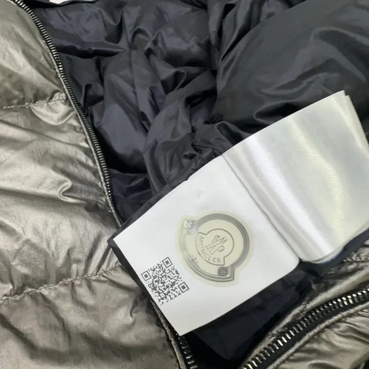 Moncler Moncler Metallic Solid Zipper Warm Jacket Size US XXS / EU 40 - 7 Thumbnail