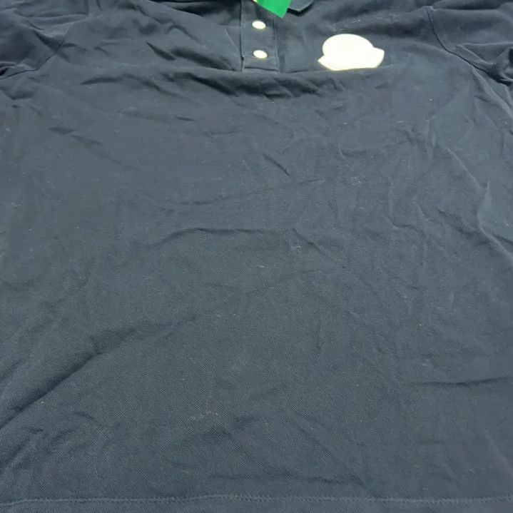 Moncler Moncler Solid Logo Short-Sleeve Polo Shirt Size US M / EU 48-50 / 2 - 13 Thumbnail
