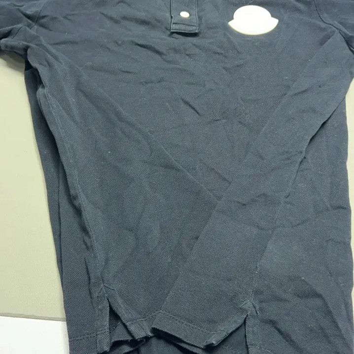 Moncler Moncler Solid Logo Short-Sleeve Polo Shirt Size US M / EU 48-50 / 2 - 15 Thumbnail