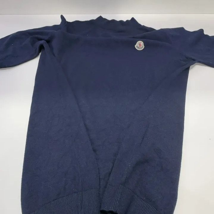 Moncler Moncler Solid Logo Long-Sleeve Knit Sweater Size US S / EU 44-46 / 1 - 9 Thumbnail