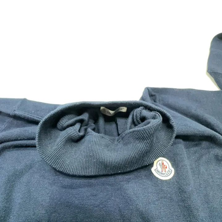 Moncler Moncler Solid Logo Long-Sleeve Knit Sweater Size US S / EU 44-46 / 1 - 7 Thumbnail