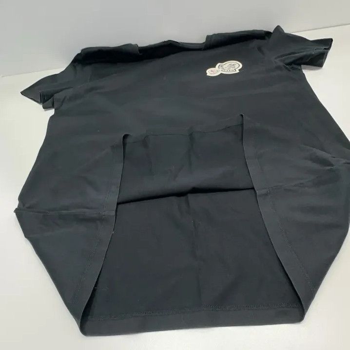 Moncler Moncler SS23 Cotton Logo Patch Men's Short-Sleeve T-Shirt Size US L / EU 52-54 / 3 - 11 Thumbnail