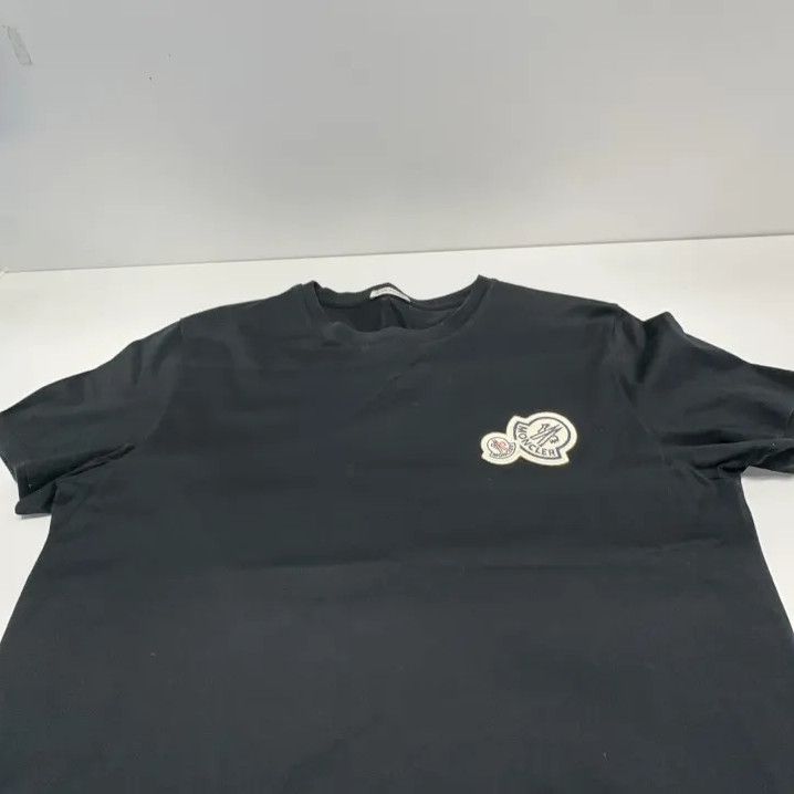 Moncler Moncler SS23 Cotton Logo Patch Men's Short-Sleeve T-Shirt Size US L / EU 52-54 / 3 - 10 Thumbnail