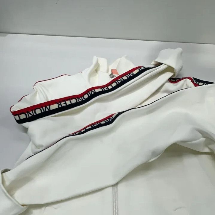Moncler Moncler White Stand Collar Jacket Size US S / EU 44-46 / 1 - 10 Thumbnail