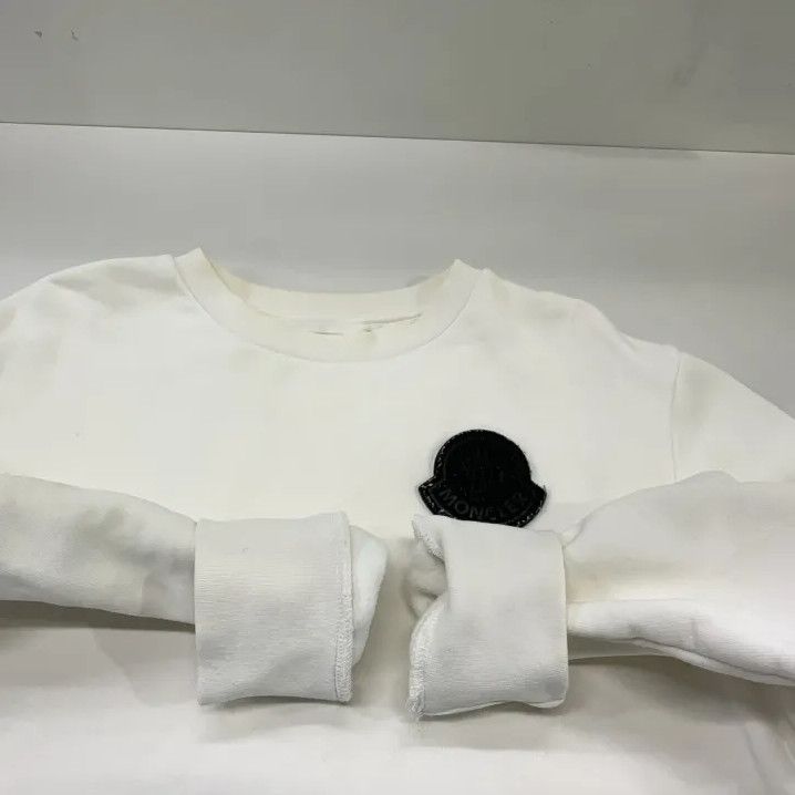 Moncler Moncler Men's Logo Patch Crewneck Sweatshirt Size US L / EU 52-54 / 3 - 11 Thumbnail