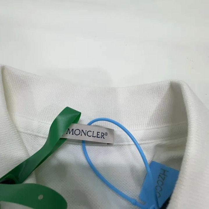 Moncler Moncler Men's Letter Logo Stripe Short Sleeve Polo Size US S / EU 44-46 / 1 - 4 Thumbnail