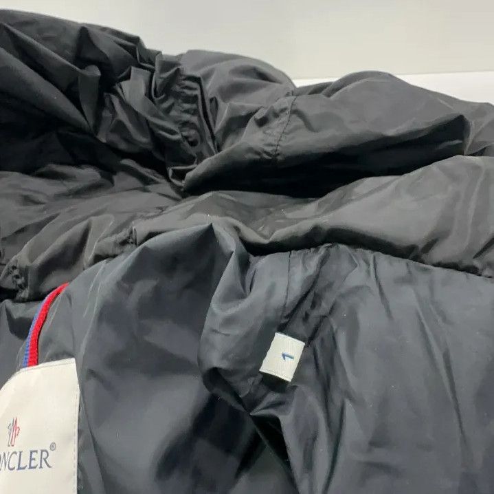 Moncler Moncler Ruffled Sleeve Down Jacket Size US S / EU 44-46 / 1 - 5 Thumbnail
