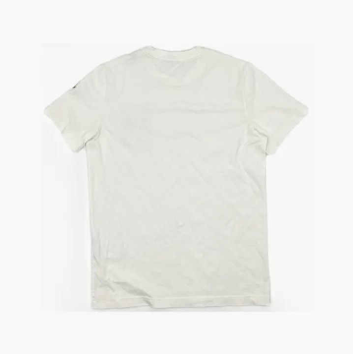 Moncler Moncler Solid Logo Short-Sleeve T-Shirt Size US M / EU 48-50 / 2 - 3 Thumbnail