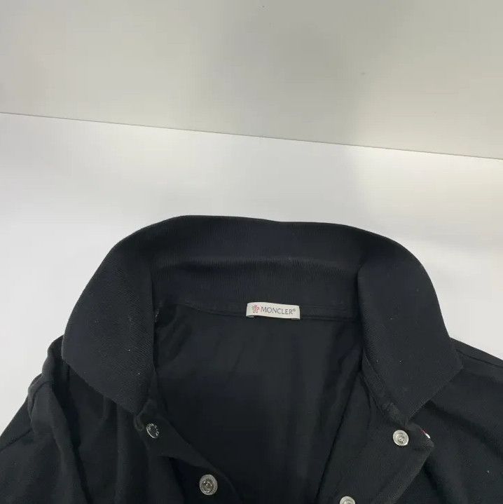 Moncler Moncler Men's Solid Logo Badge Polo Shirt Size US L / EU 52-54 / 3 - 8 Thumbnail