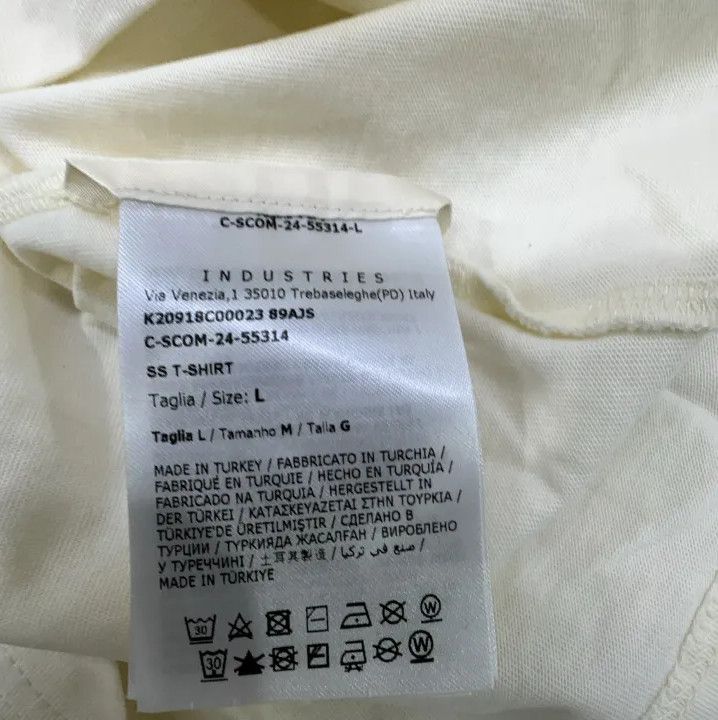 Moncler Moncler Men's Chest Daisy Short Sleeve T-Shirt Size US L / EU 52-54 / 3 - 5 Thumbnail