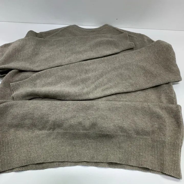 Moncler Moncler Deep Oatmeal V-Neck Pullover Sweater Size US S / EU 44-46 / 1 - 9 Thumbnail