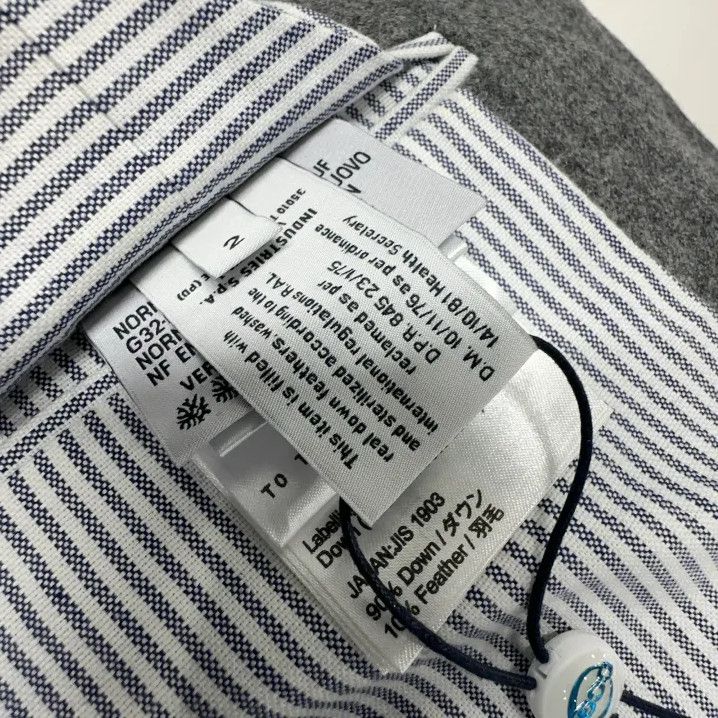 Moncler Moncler x Thom Browne Logo Patch Lapel Down Blazer Size US XS / EU 42 / 0 - 4 Thumbnail