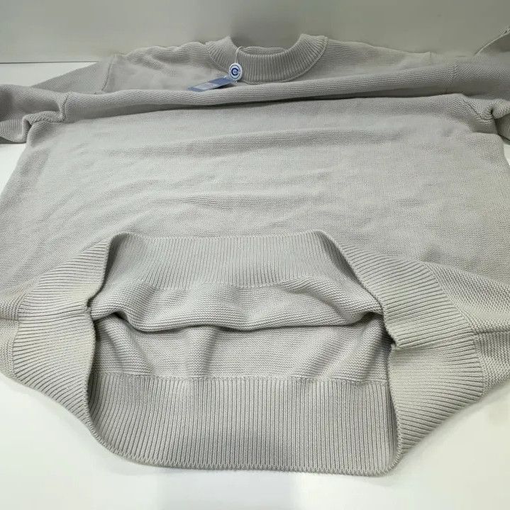 Moncler Moncler Men's Solid Crew Neck Long-Sleeve Knit Size US L / EU 52-54 / 3 - 10 Thumbnail