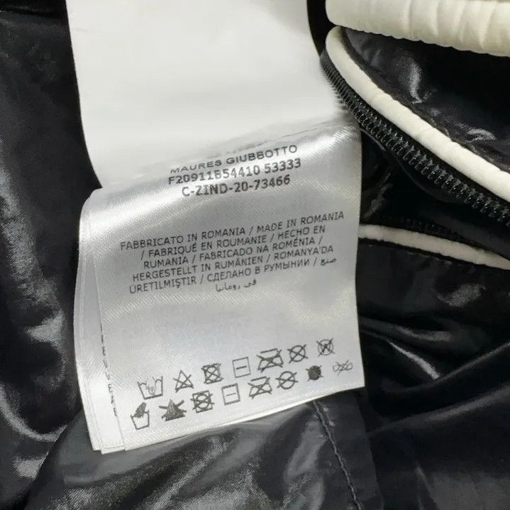 Moncler Moncler Logo Print Puffer Hooded Down Jacket Size US S / EU 44-46 / 1 - 7 Thumbnail