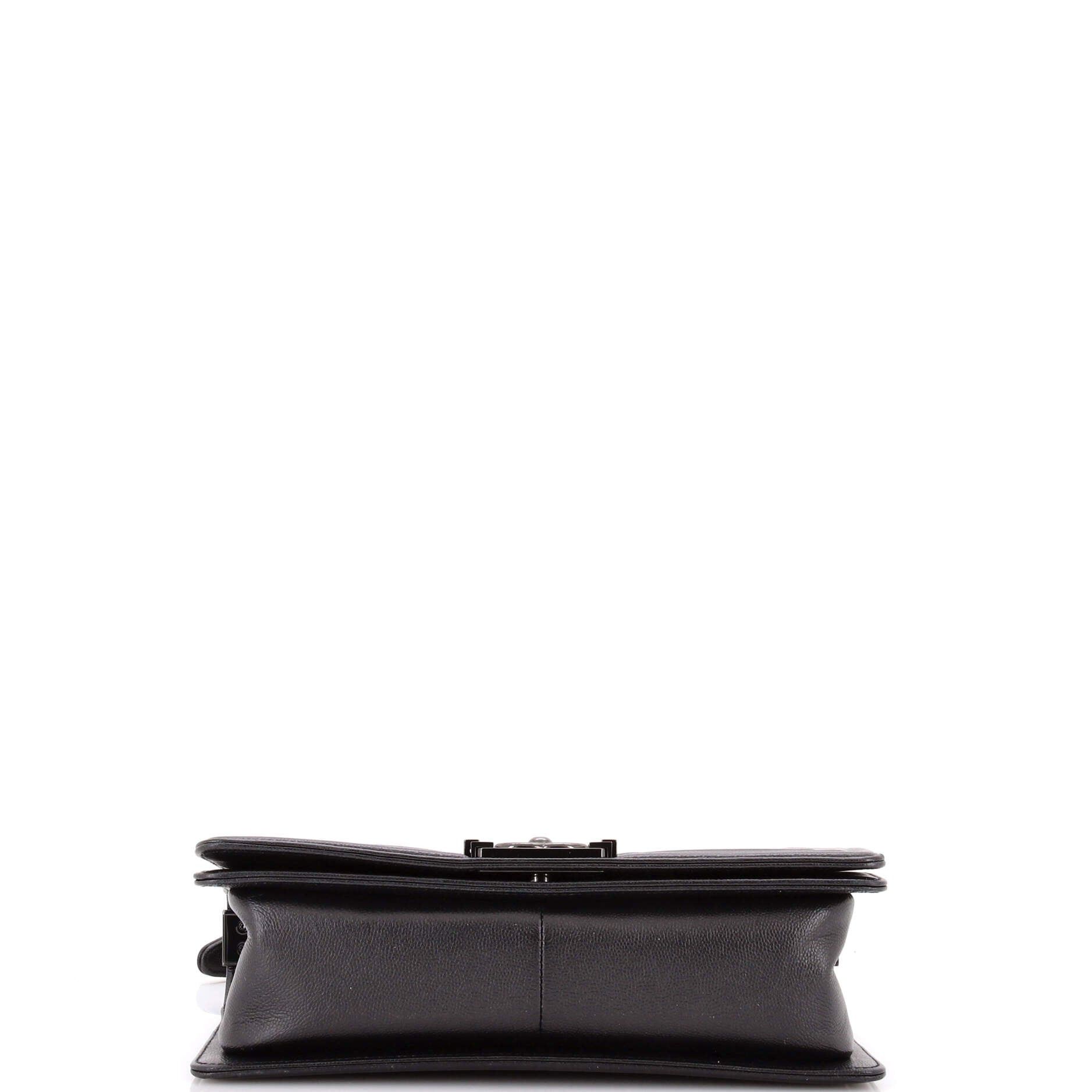 Chanel So Black Boy Flap Bag Size ONE SIZE - 4 Thumbnail