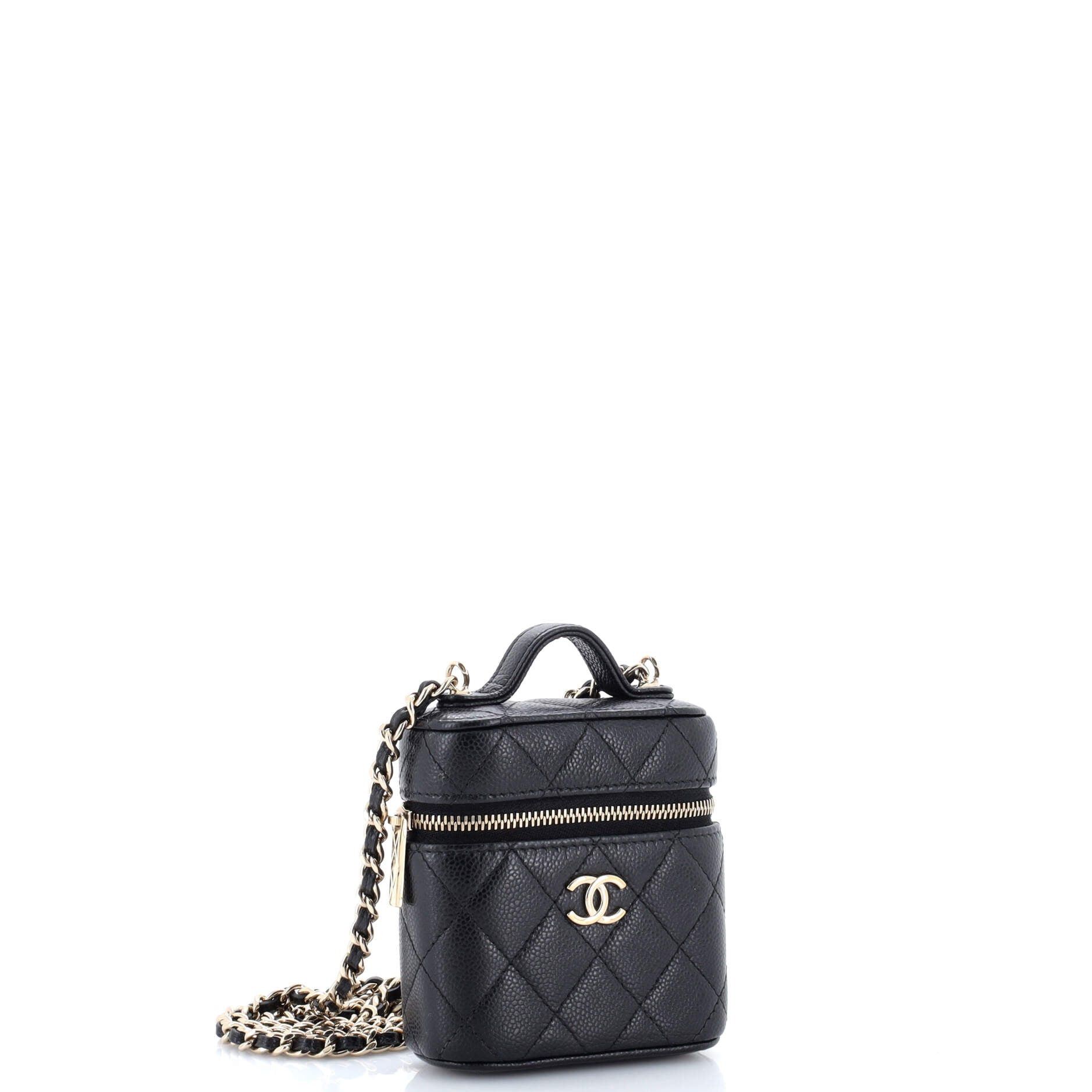 Chanel Handle with Care Vanity Case with Chain Size ONE SIZE - 2 Thumbnail