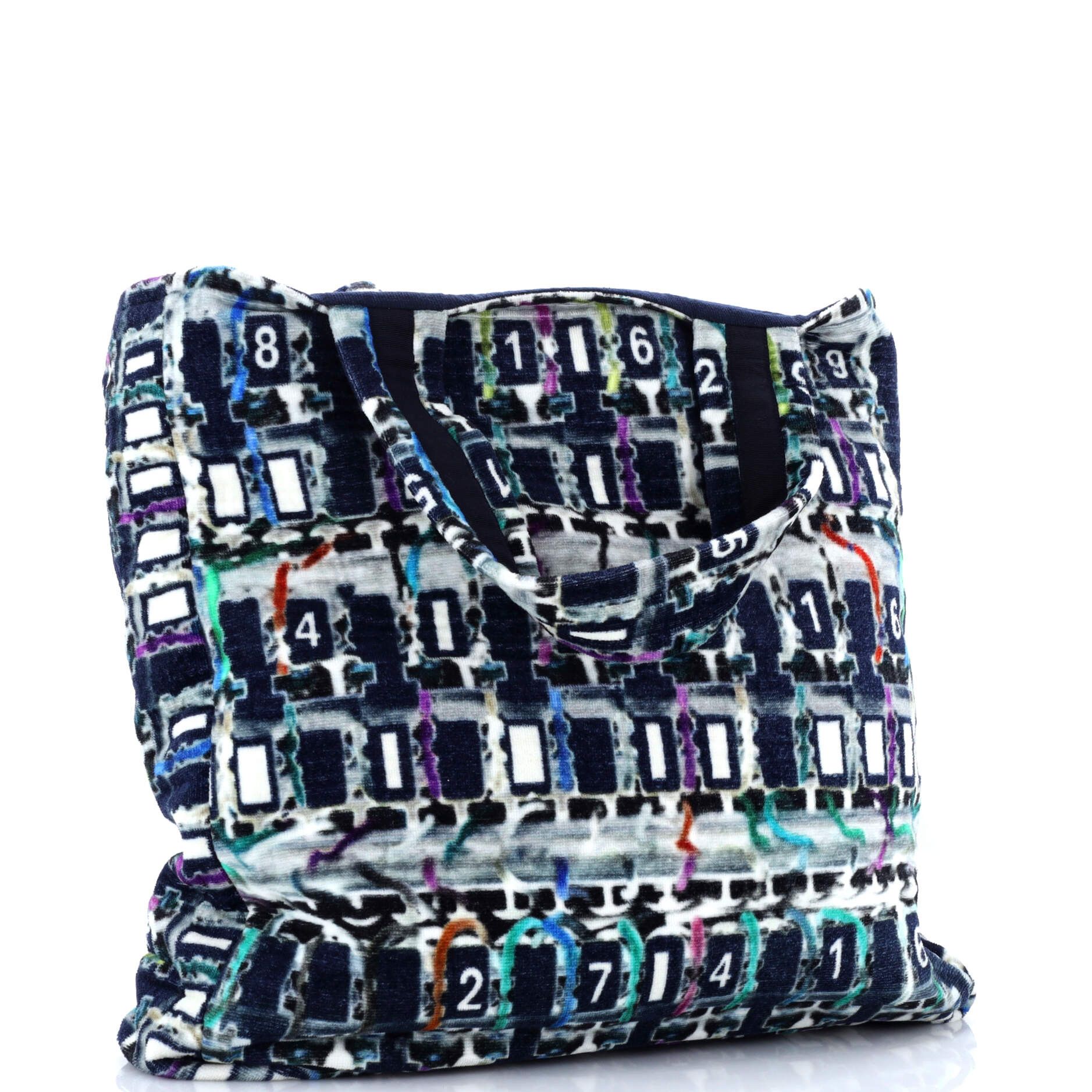 Chanel Beach Tote Size ONE SIZE - 2 Thumbnail