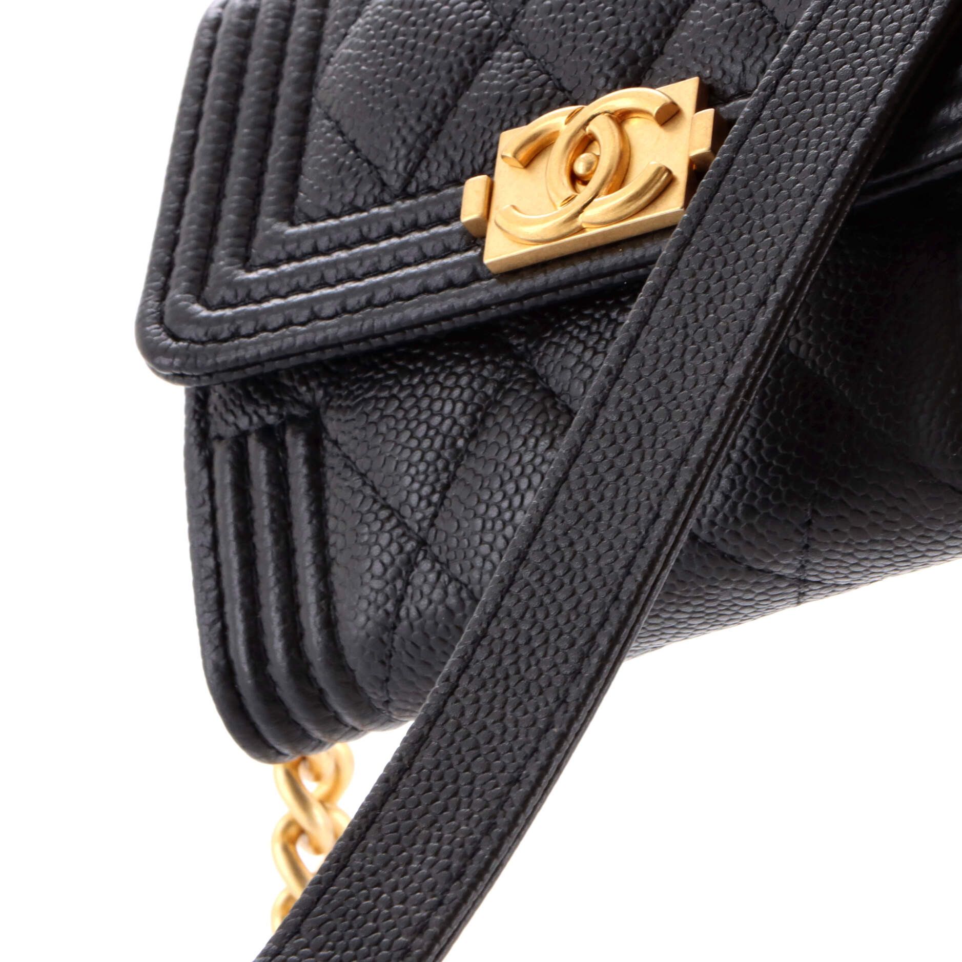 Chanel Boy Coin Purse with Chain Size ONE SIZE - 7 Thumbnail