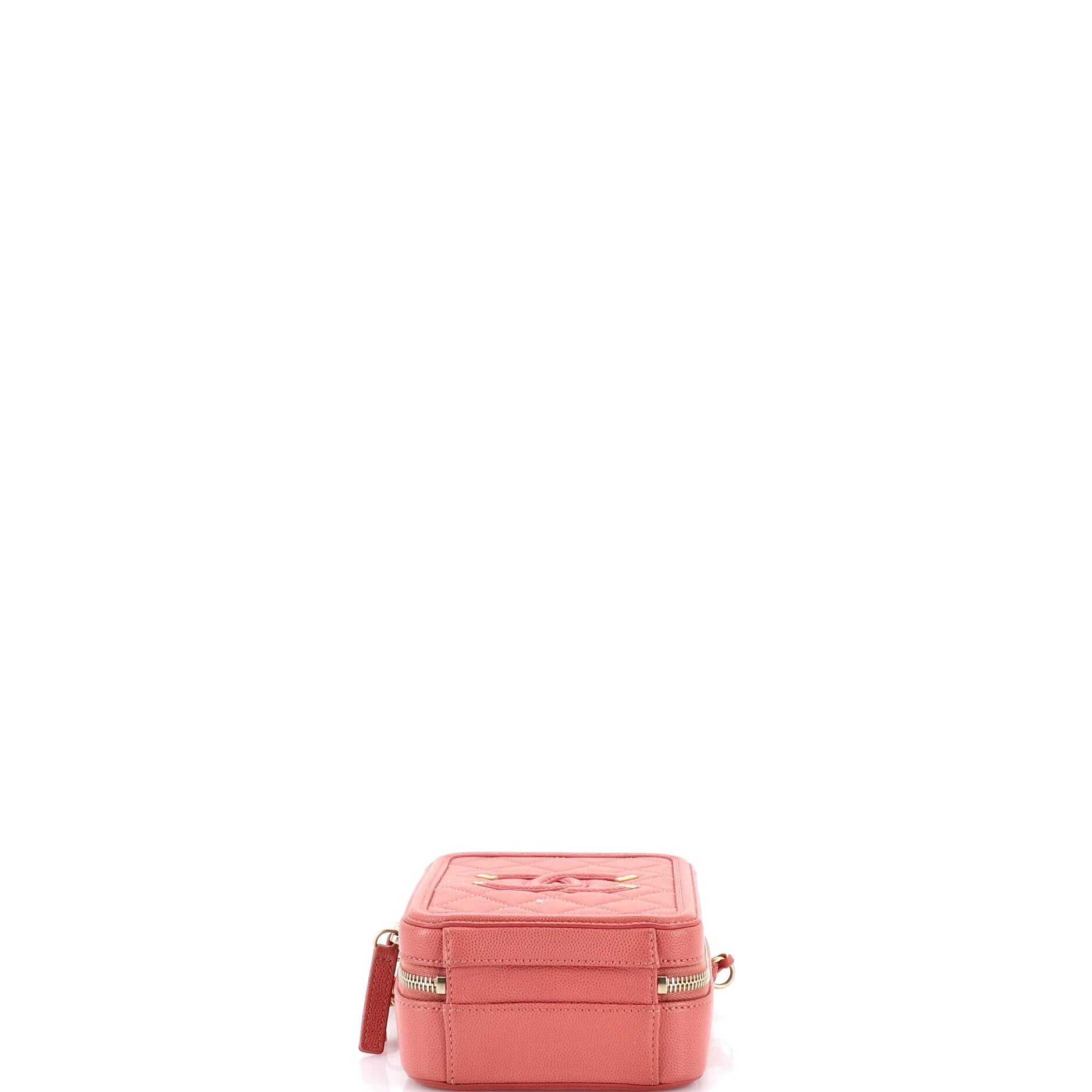 Chanel Filigree Vertical Vanity Case Size ONE SIZE - 5 Thumbnail