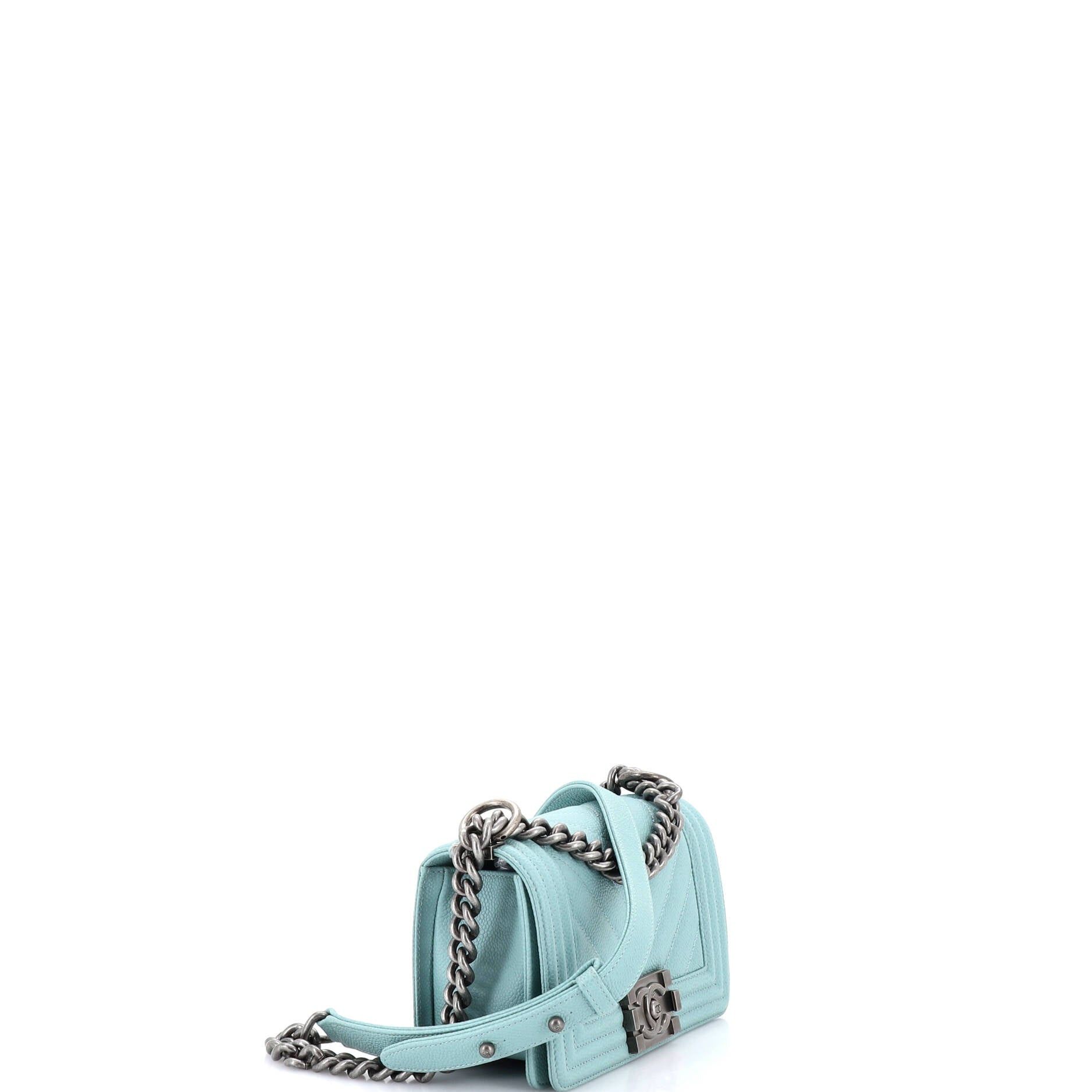 Chanel Boy Flap Bag Size ONE SIZE - 3 Thumbnail