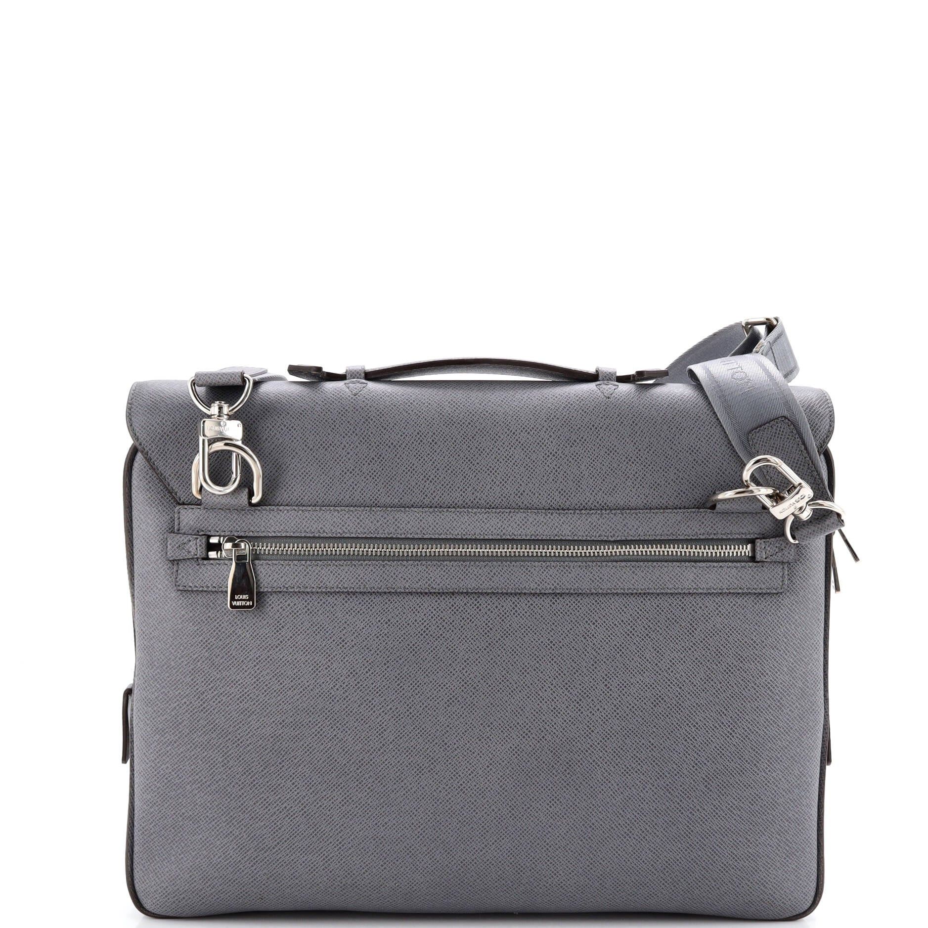 Louis Vuitton Vassili Handbag Size ONE SIZE - 3 Thumbnail