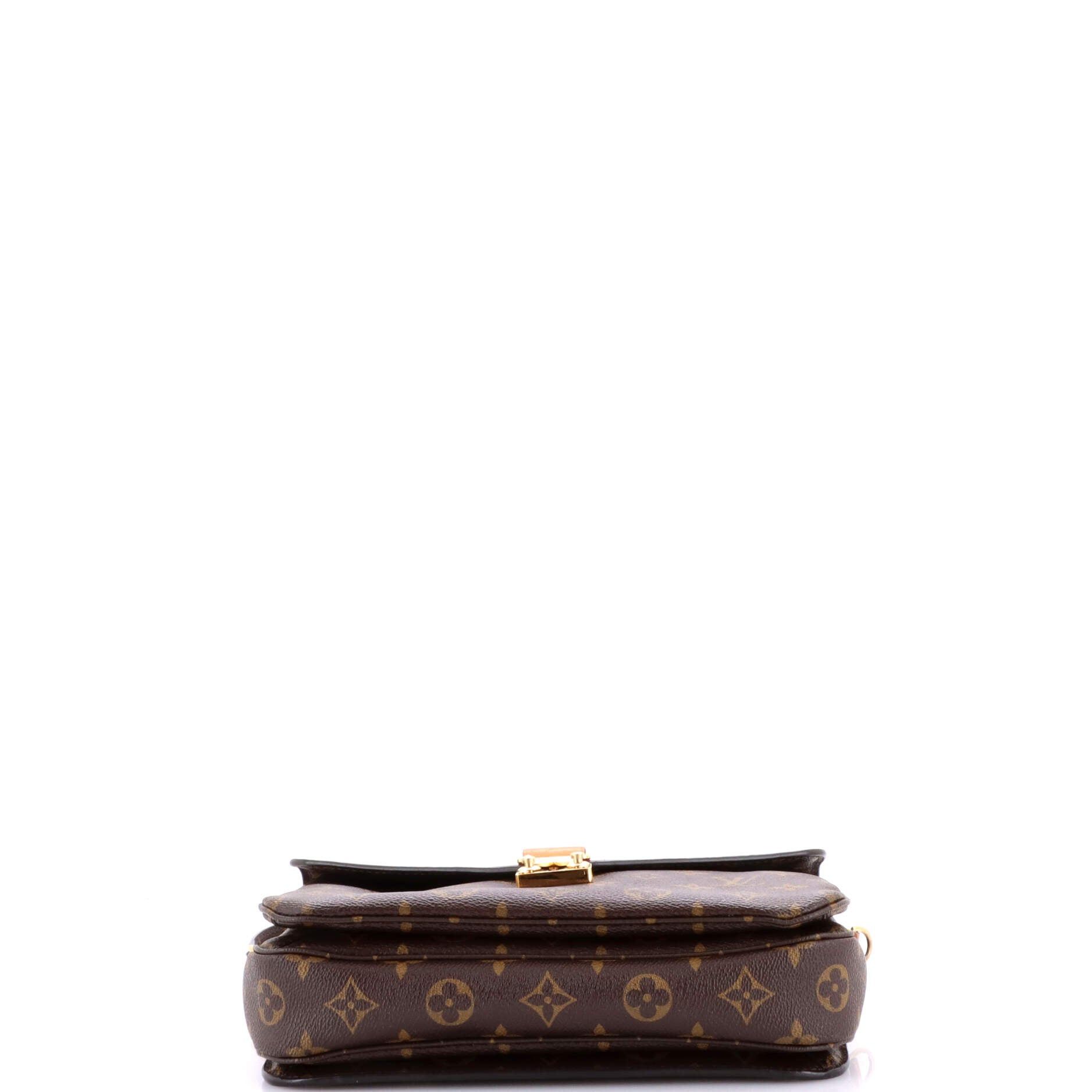 Louis Vuitton Pochette Metis Size ONE SIZE - 4 Thumbnail