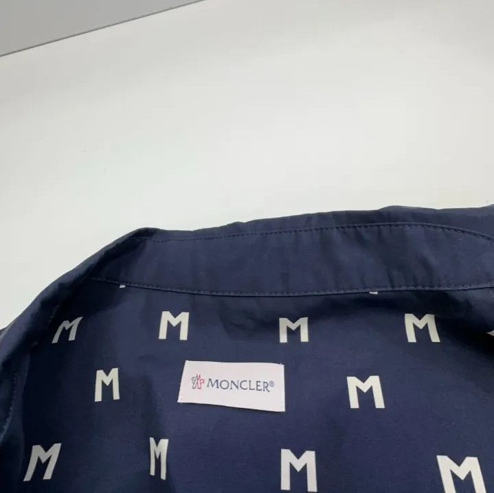 Moncler Moncler Men's Letter Print Short Sleeve Shirt Size US M / EU 48-50 / 2 - 7 Thumbnail