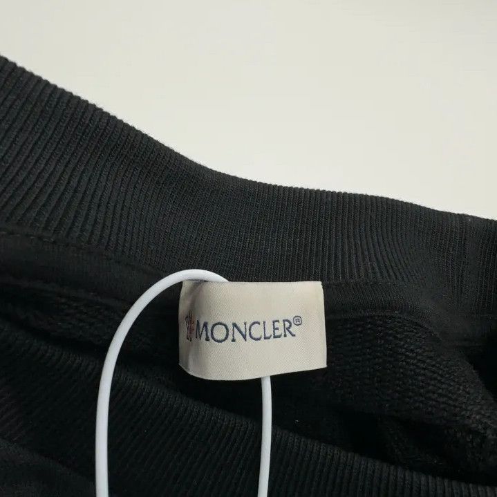Moncler Moncler Logo Patch Loose Crewneck Sweatshirt Size US L / EU 52-54 / 3 - 5 Thumbnail