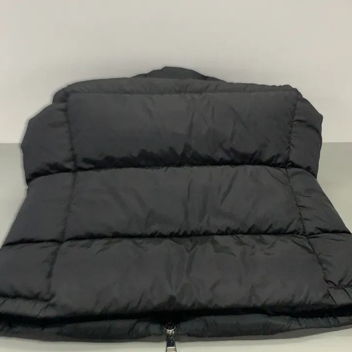 Moncler Moncler Logo Patch Detachable Hood Down Vest Size US S / EU 44-46 / 1 - 12 Thumbnail