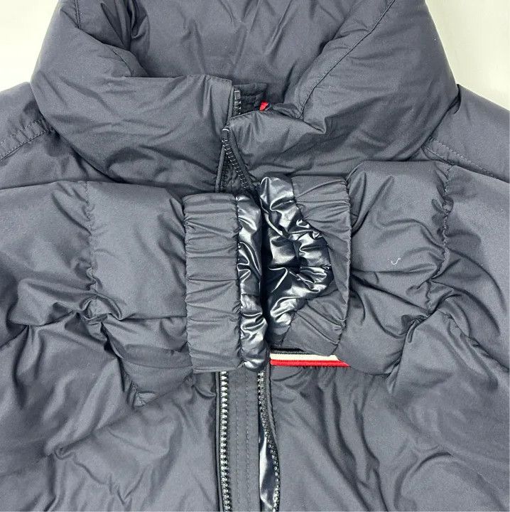 Moncler Moncler Bouvaque Striped Short Zip Down Jacket Size US M / EU 48-50 / 2 - 6 Thumbnail