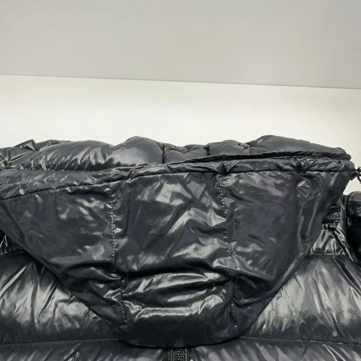 Moncler Moncler Logo Zip Detachable Hood Down Jacket Size US S / EU 44-46 / 1 - 10 Thumbnail