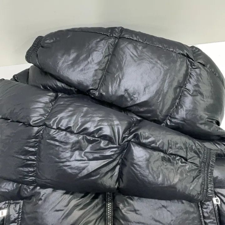 Moncler Moncler Montbeliard Hooded Short Down Jacket Size US S / EU 44-46 / 1 - 13 Thumbnail