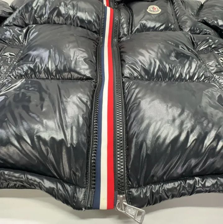 Moncler Moncler Montbeliard Series Short Down Jacket Size US S / EU 44-46 / 1 - 11 Thumbnail