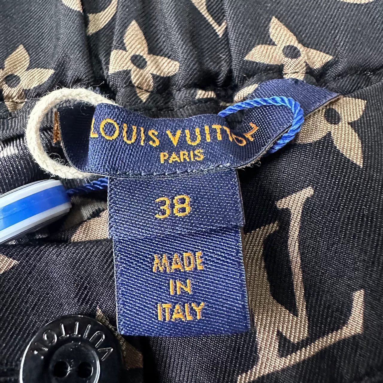Louis Vuitton Louis Vuitton Monogram Silk Shorts Size 38" / US 16 / IT 52 - 3 Thumbnail