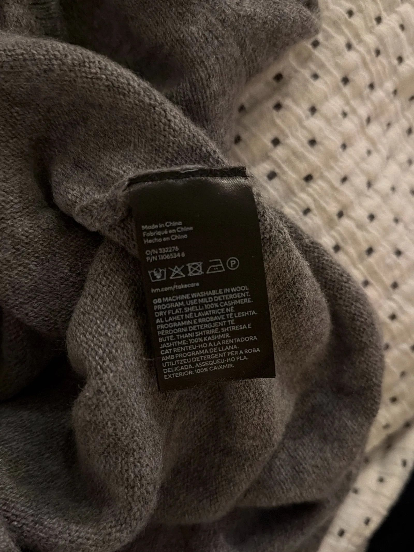 H&M H&M Sweater Size S / US 4 / IT 40 - 3 Thumbnail