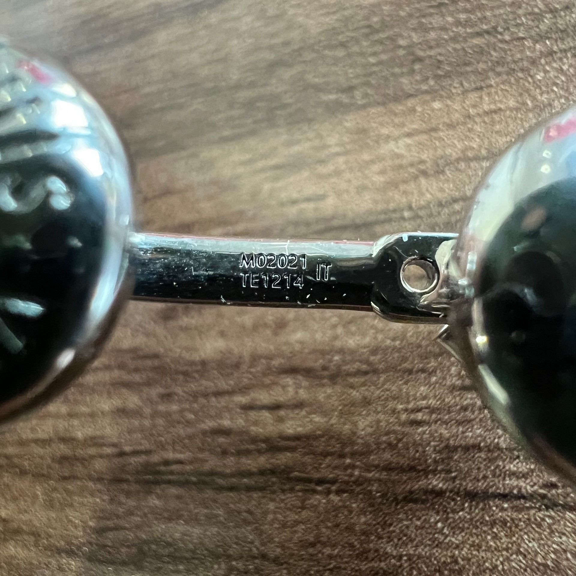 Louis Vuitton Louis Vuitton LV Logo Silver Unisex Earrings Size ONE SIZE - 6 Thumbnail