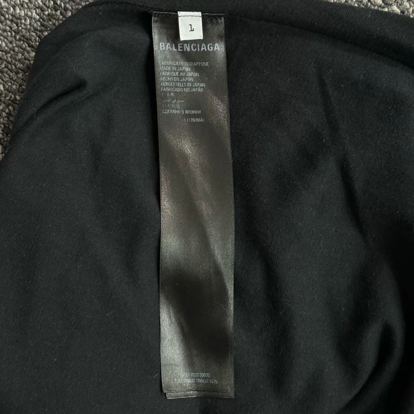 Balenciaga Balenciaga Solid Logo Print Crewneck T-Shirt Size US S / EU 44-46 / 1 - 4 Thumbnail