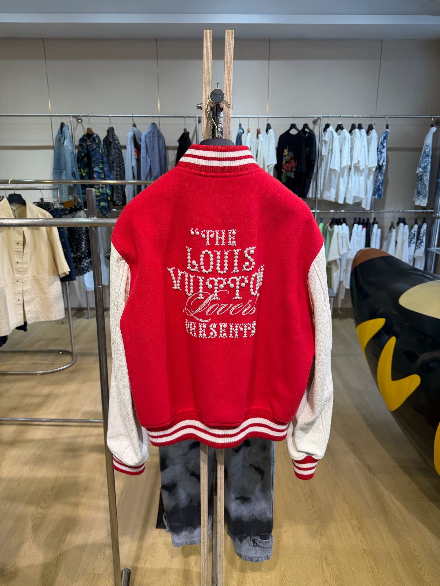 Louis Vuitton Louis Vuitton Pharrell Red White Baseball Jacket Size US L / EU 52-54 / 3 - 2 Thumbnail
