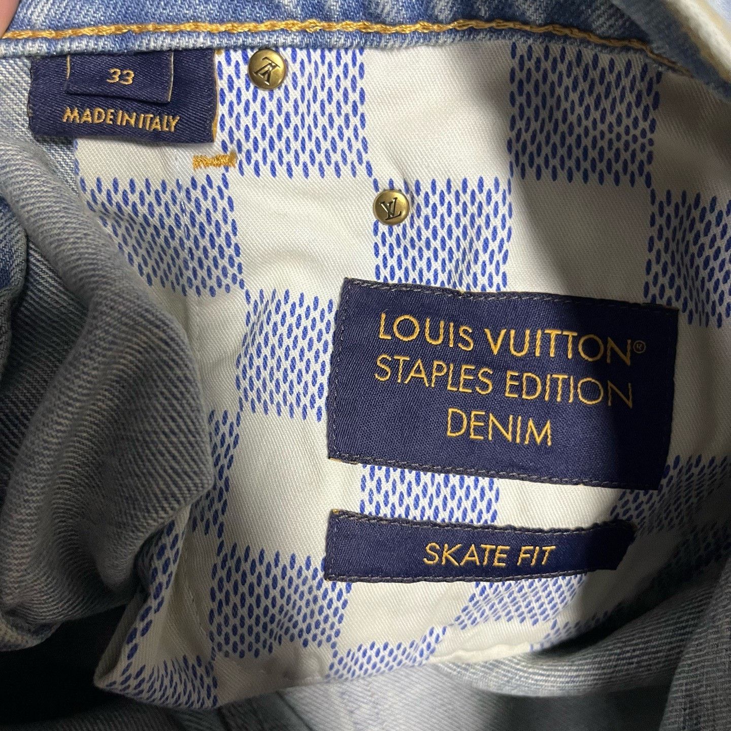 Louis Vuitton Louis Vuitton 25 Blue Embroidered Jeans Size US 33 - 4 Thumbnail