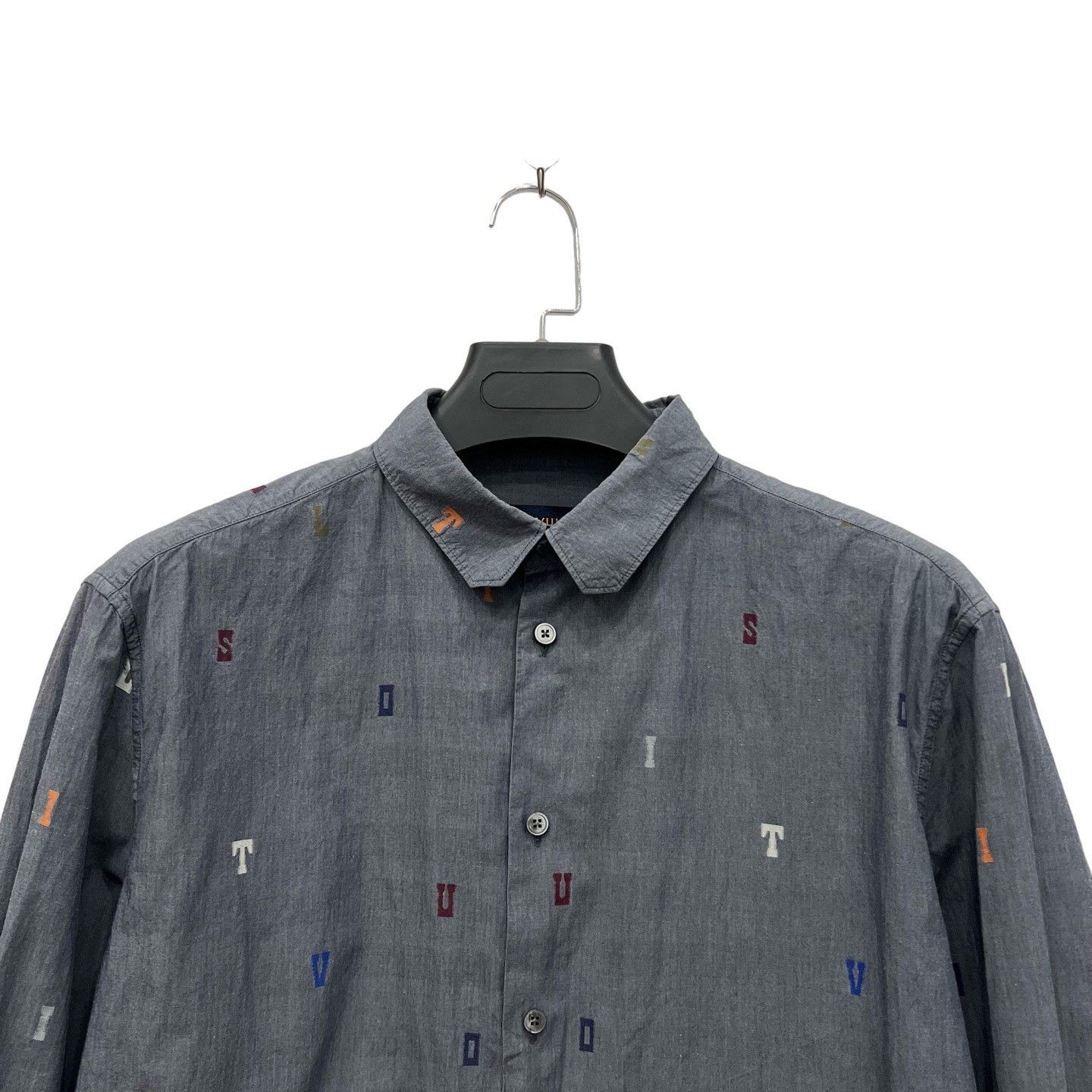 Louis Vuitton Louis Vuitton Gray Monogram Shirt Size US XL / EU 56 / 4 - 2 Thumbnail