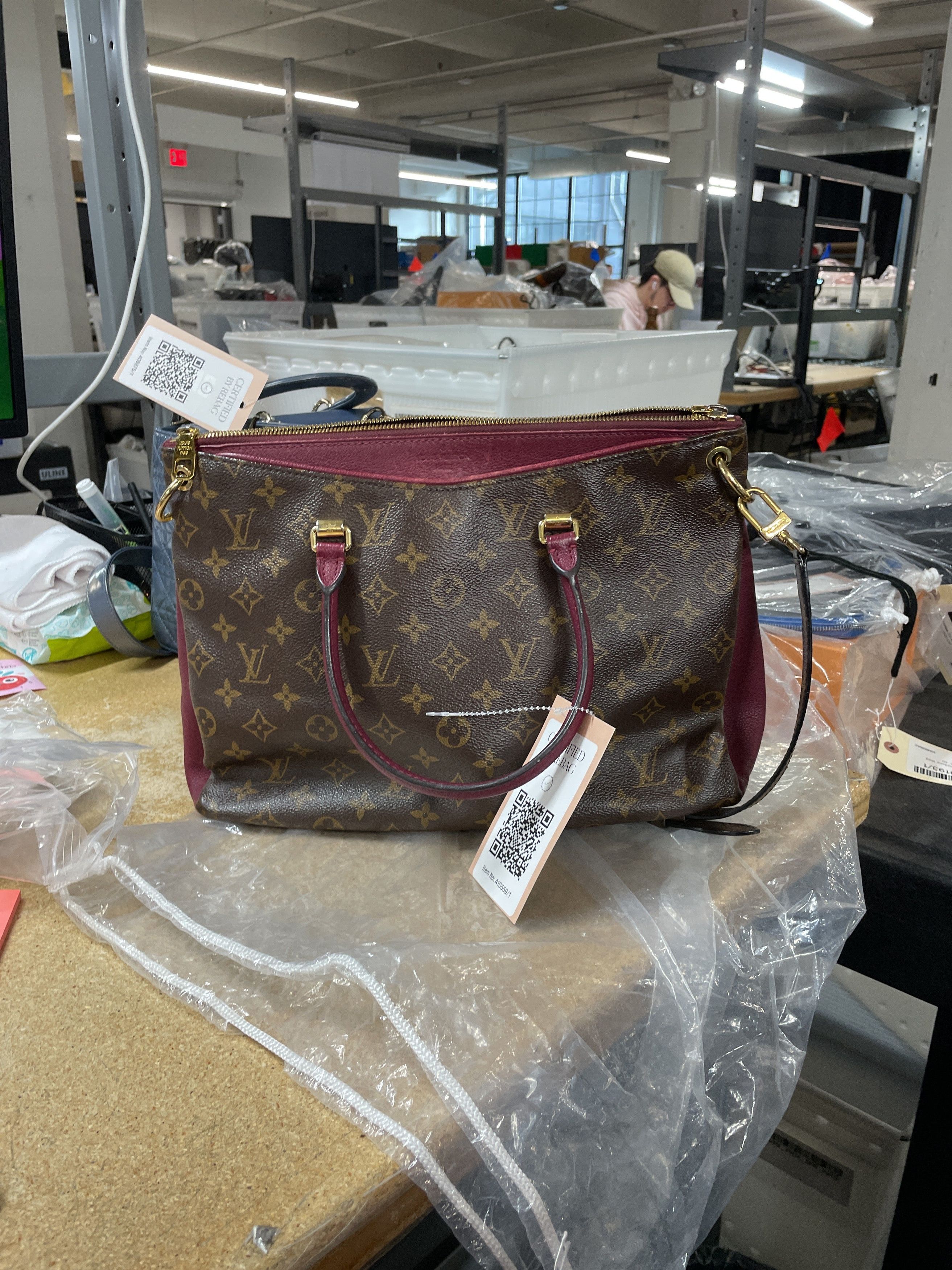 Louis Vuitton Pallas Tote Size ONE SIZE - 9 Thumbnail