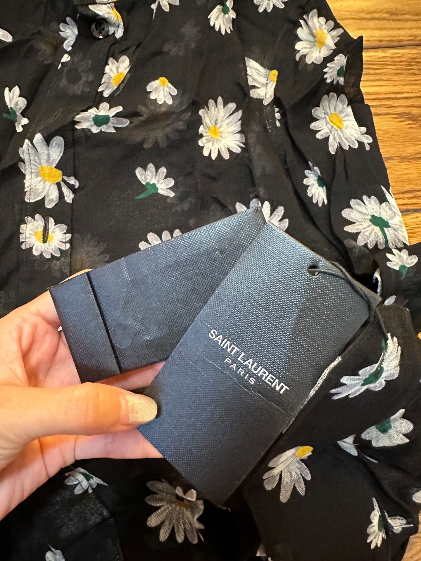 Saint Laurent Paris Saint Laurent Black Daisy Print Shirt Size XS / US 0-2 / IT 36-38 - 4 Thumbnail