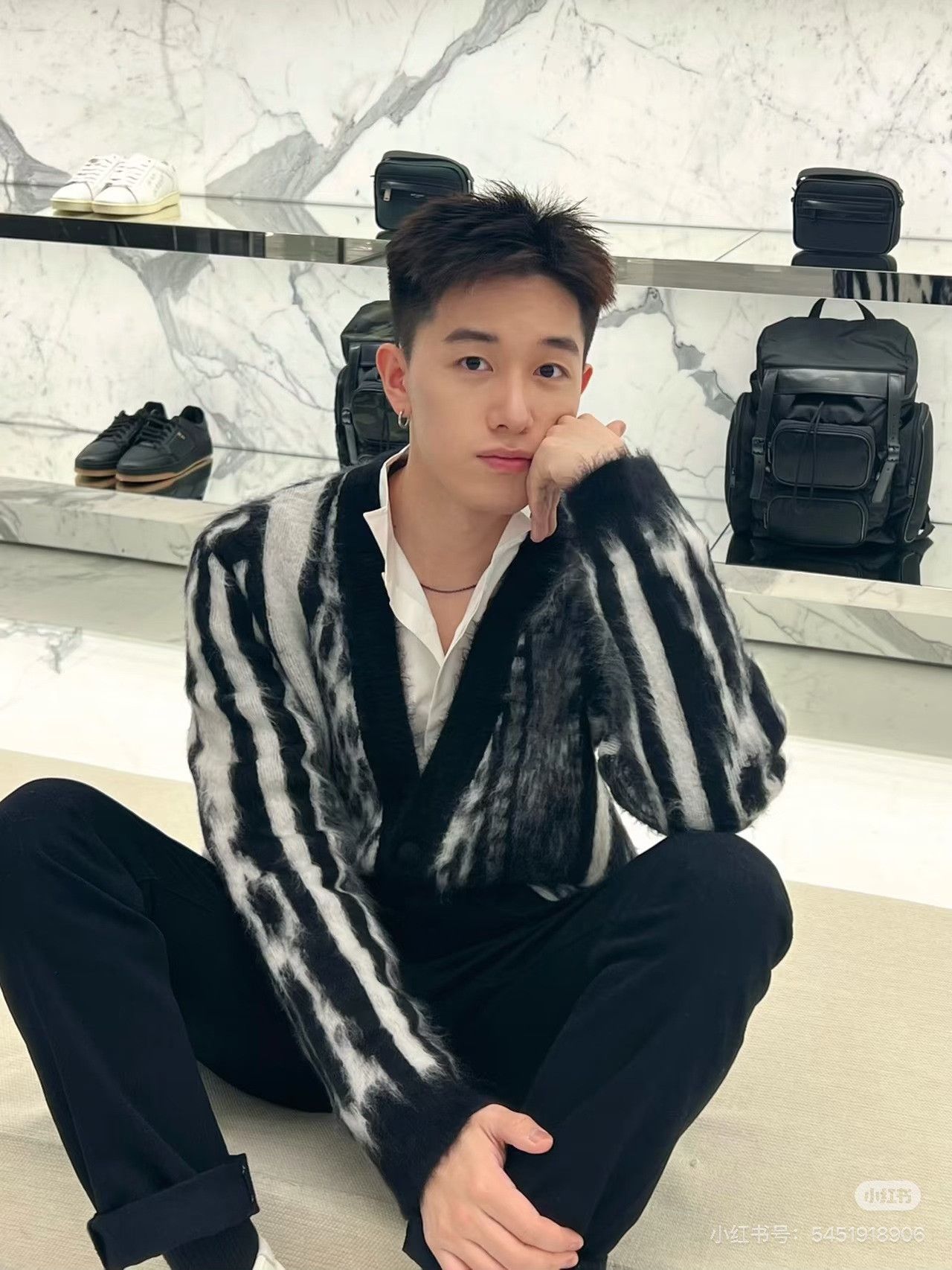 Saint Laurent Paris Saint Laurent Black White Striped Cardigan Size US L / EU 52-54 / 3 - 4 Thumbnail