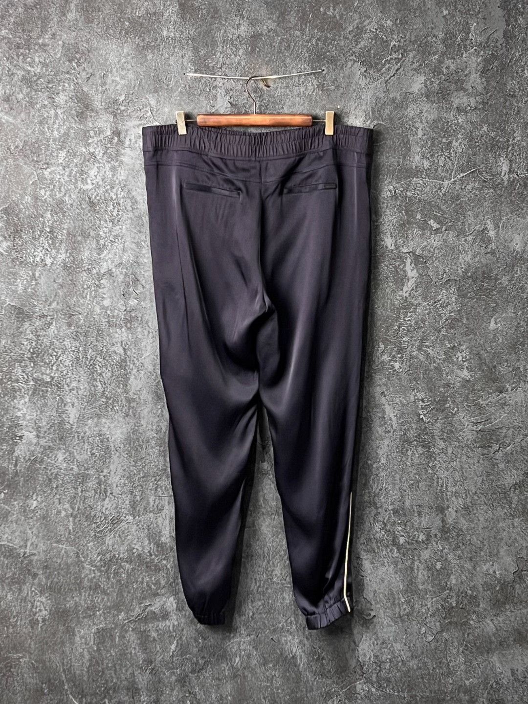 Saint Laurent Paris Saint Laurent Black Side Stripe Track Pants Size US 36 / EU 52 - 2 Thumbnail